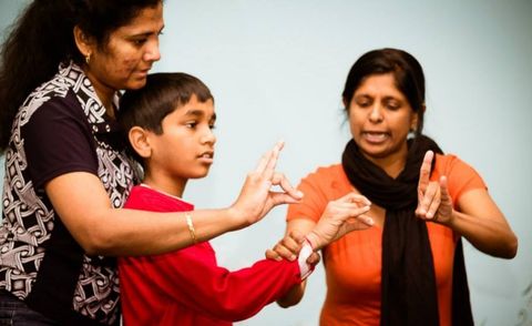 Geetha Moorthy teaching dance class